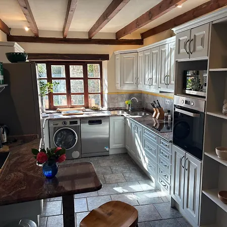 아파트 Suzanne & Richard Aparment *